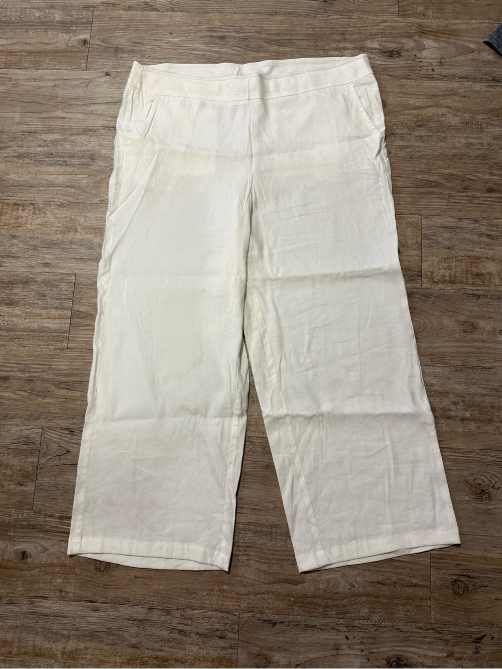 Chico's White Wide-Leg Pants